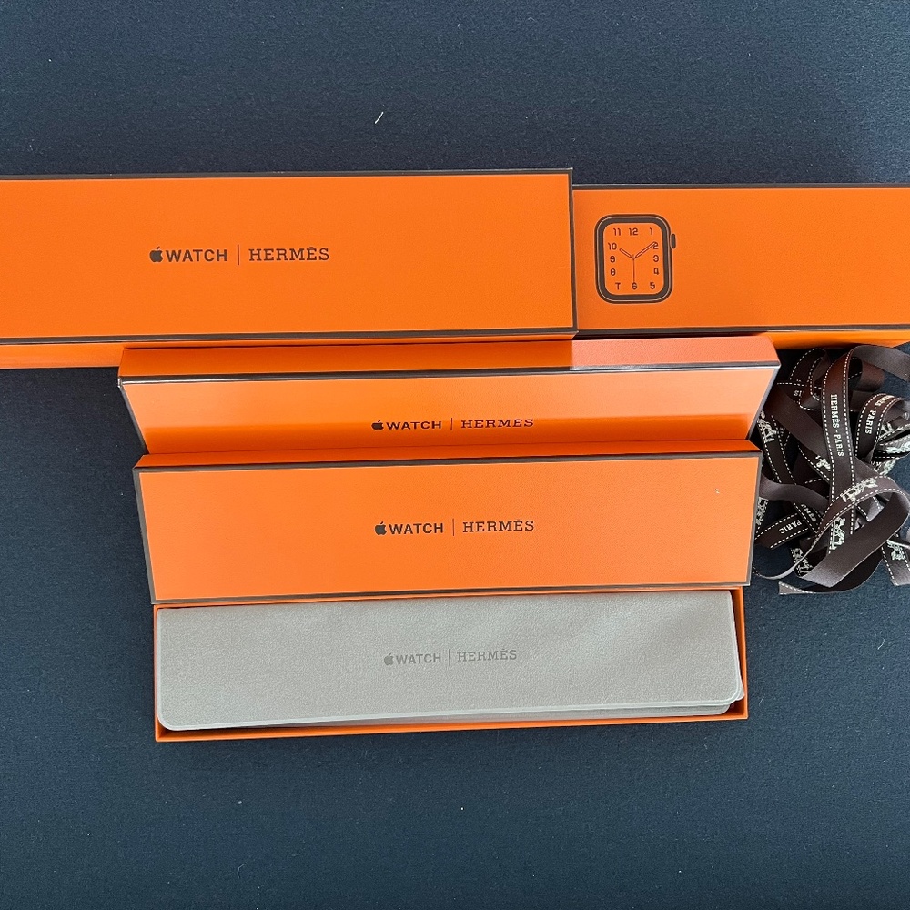 Hermes Apple Watch box set